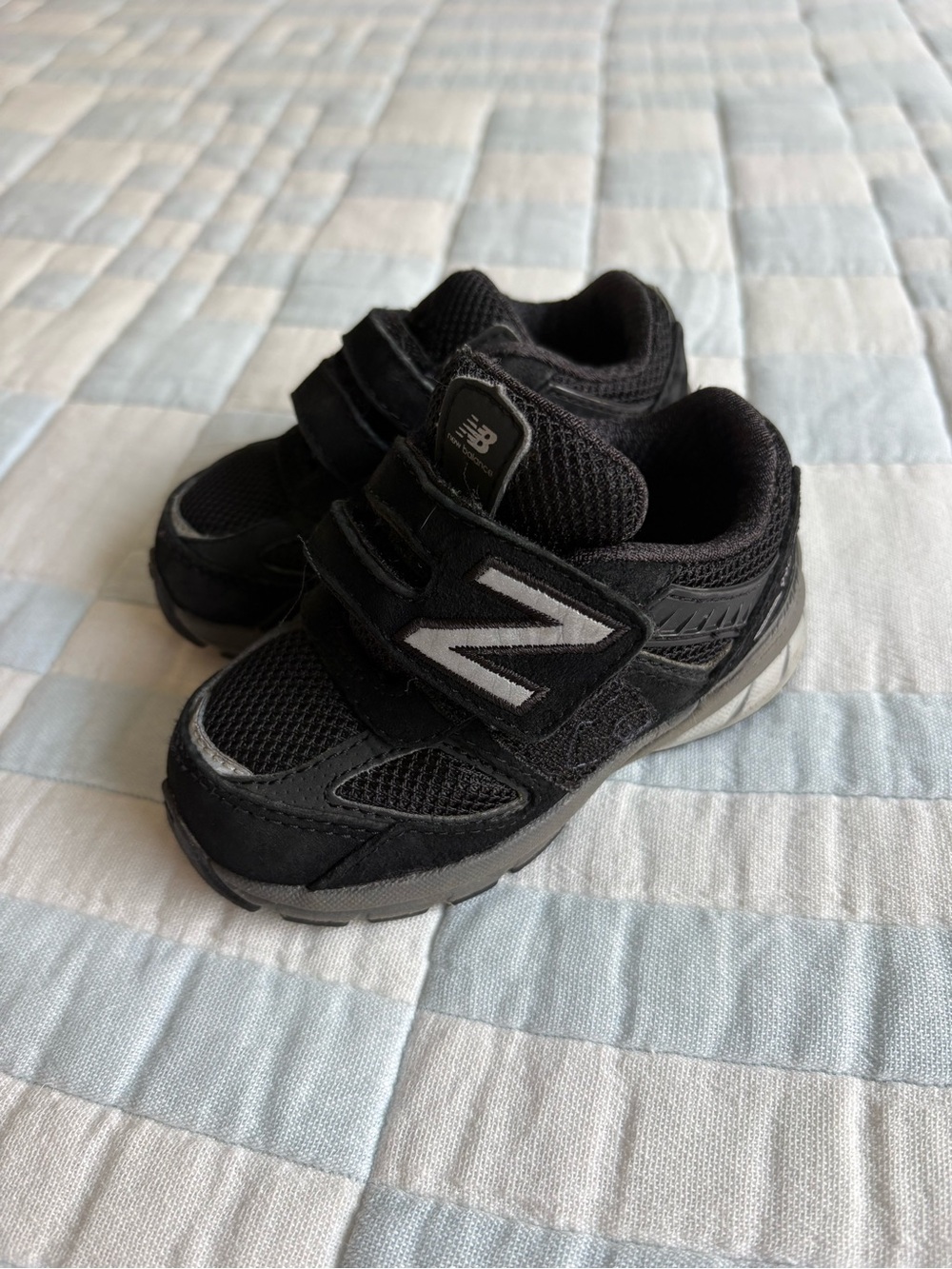 New Balance Black Kids Velcro Athletic Sneakers with Gray Accents